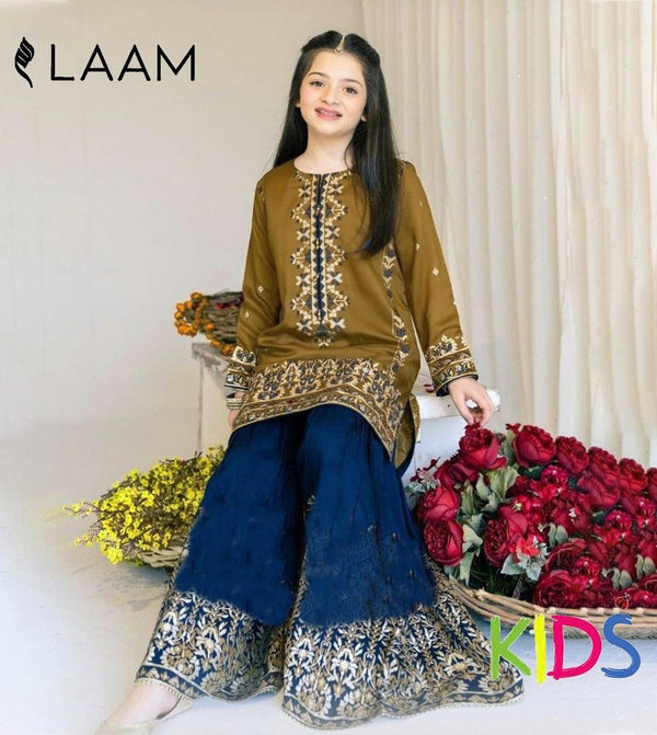GIRL LAWN EMBROIDERED UNSTITCHED 3 PIECE SUITS Nexasim