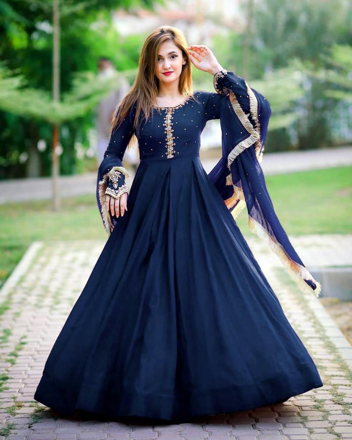 3 Pieces Stitched Chiffon Embroidered Maxi Nexasim