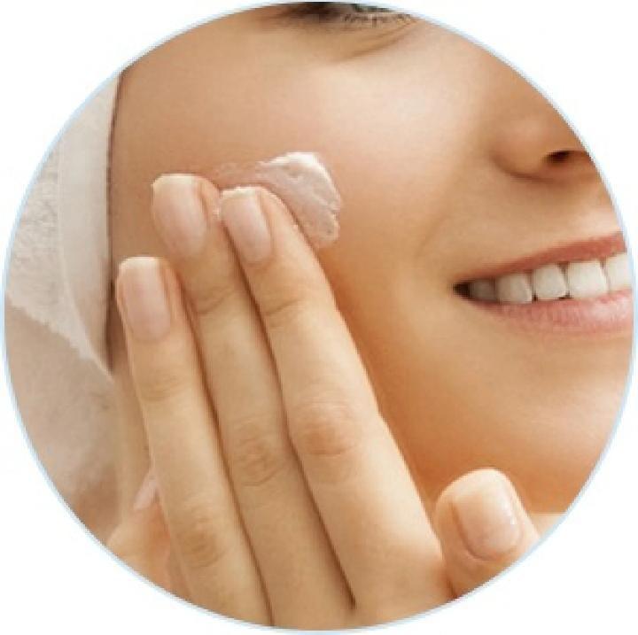 Neutrogena Ultra Sheer Sunblock best for Protections from UV-A UV-B rays in Summer Nexasim